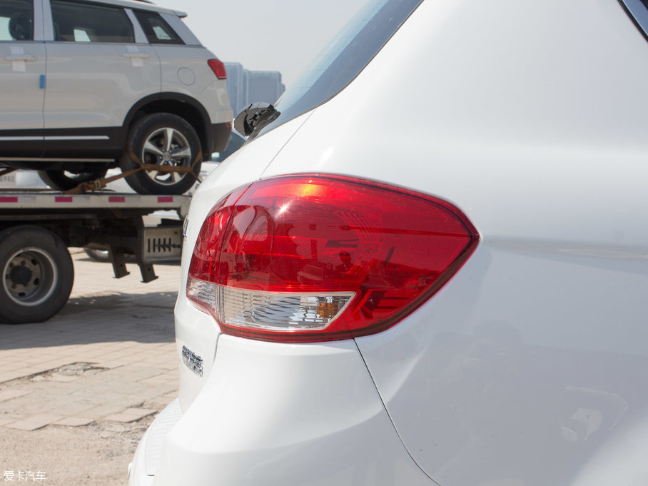 2017H6  1.5T ԄӃ򌾫Ӣ