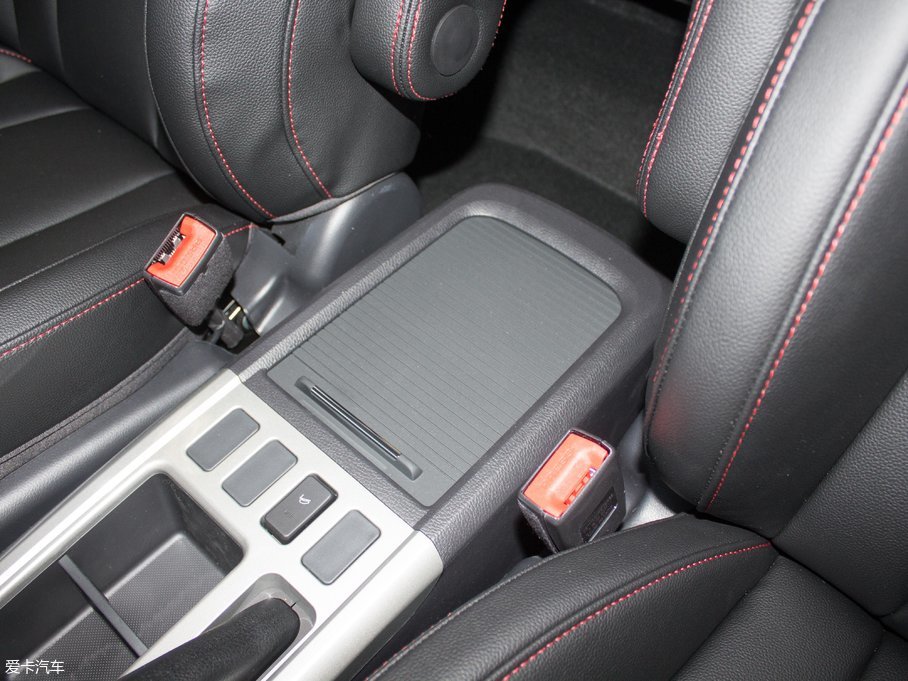 2017H6  1.5T ԄӃ򌾫Ӣ