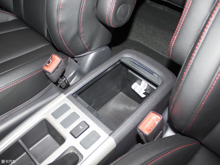 2017H6  1.5T ԄӃ򌾫Ӣ