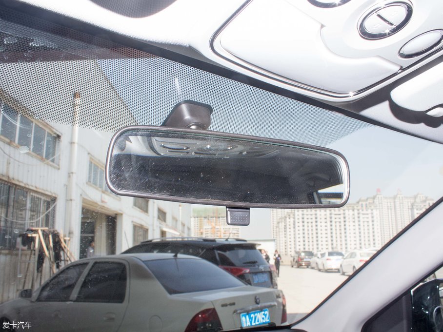 2017H6  1.5T ԄӃ򌾫Ӣ