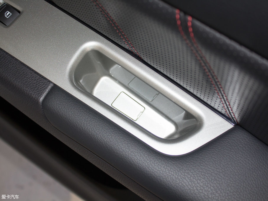 2017H6  1.5T ԄӃ򌾫Ӣ