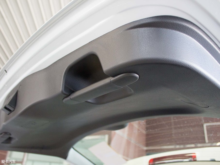 2017H6 (jng) 1.5T Ԅ(dng)(q)Ӣ