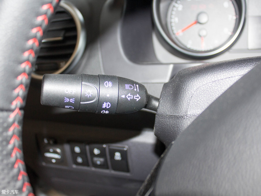 2017H6  1.5T ԄӃ򌾫Ӣ