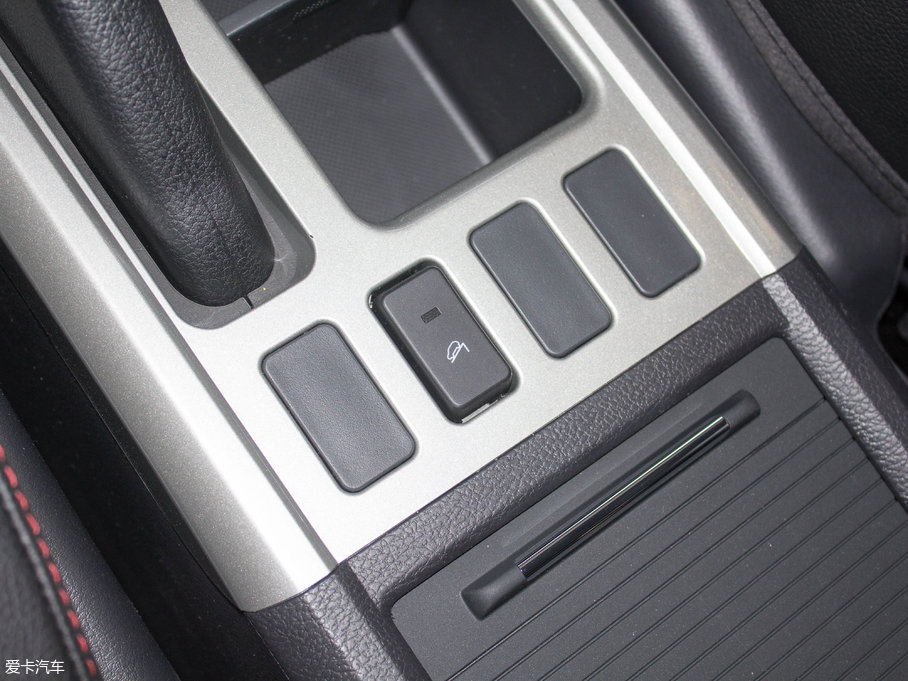 2017H6 (jng) 1.5T ԄӃ(q)Ӣ