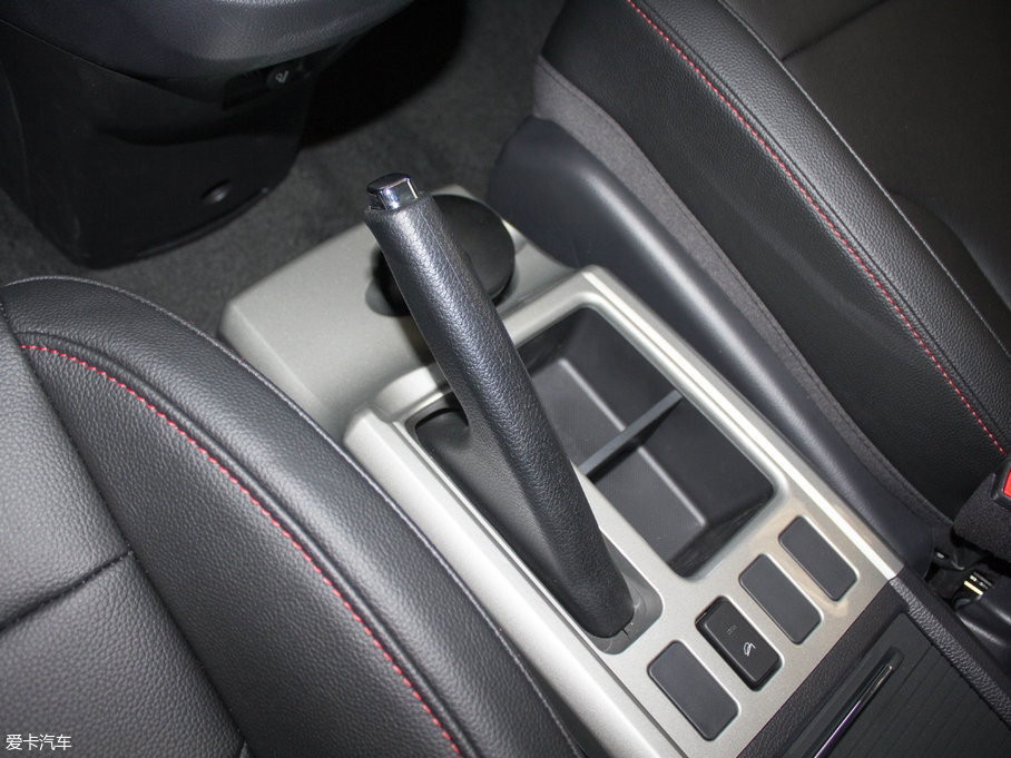 2017H6  1.5T ԄӃ򌾫Ӣ