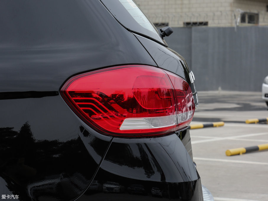 2017H6 { \Ӱ 1.5T ԄӃͺA