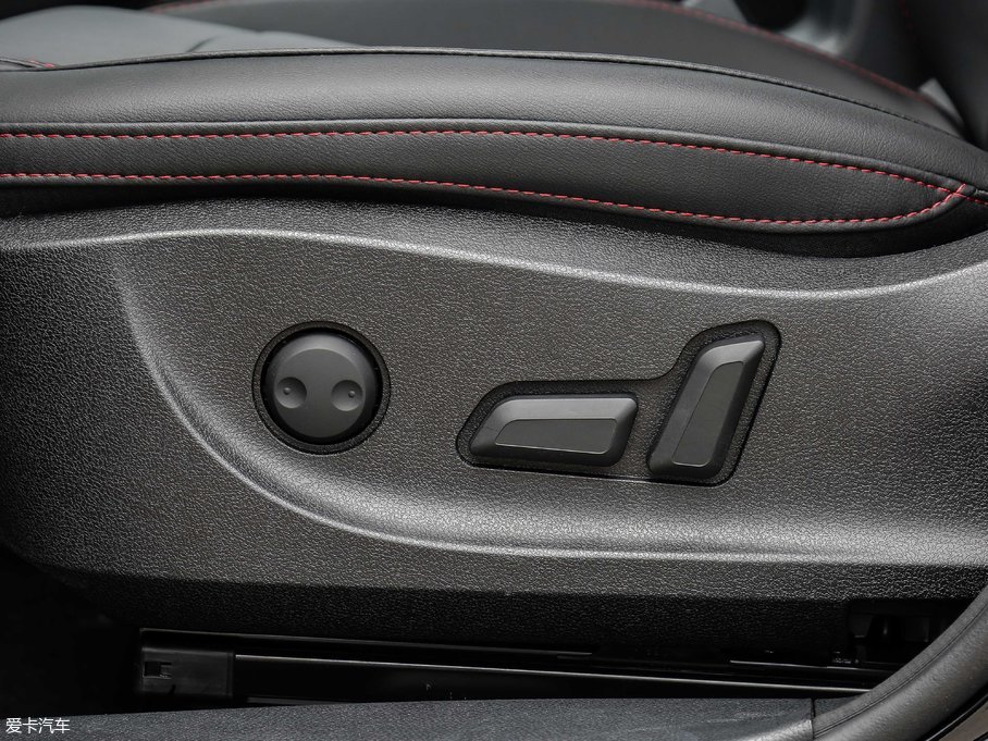 2017H6 { \Ӱ 1.5T ԄӃͺA