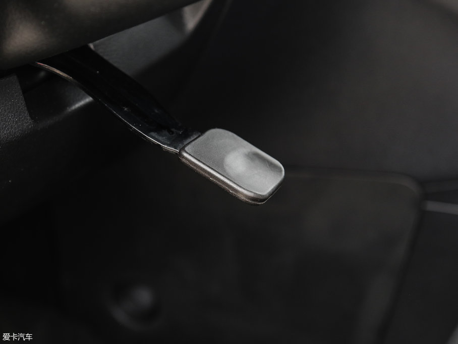 2017H6 { \Ӱ 1.5T ԄӃͺA