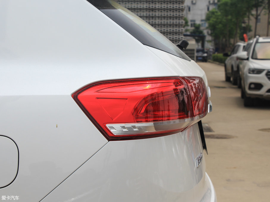 2017H6 ȫ { 1.3T ԄL