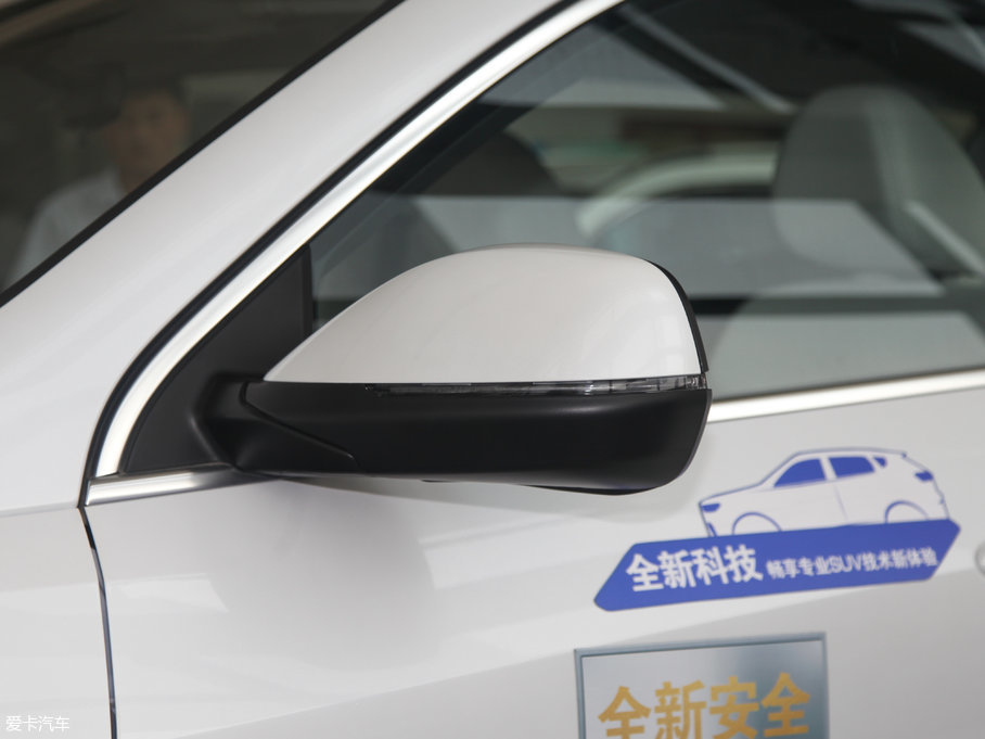 2017H6 ȫ { 2.0T ԄL