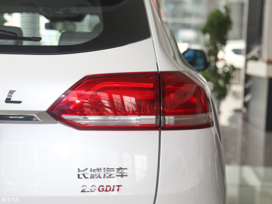 2017H6 ȫ { 2.0T ԄL