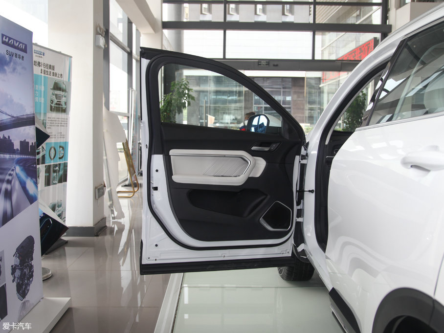 2017H6 ȫ { 2.0T ԄL