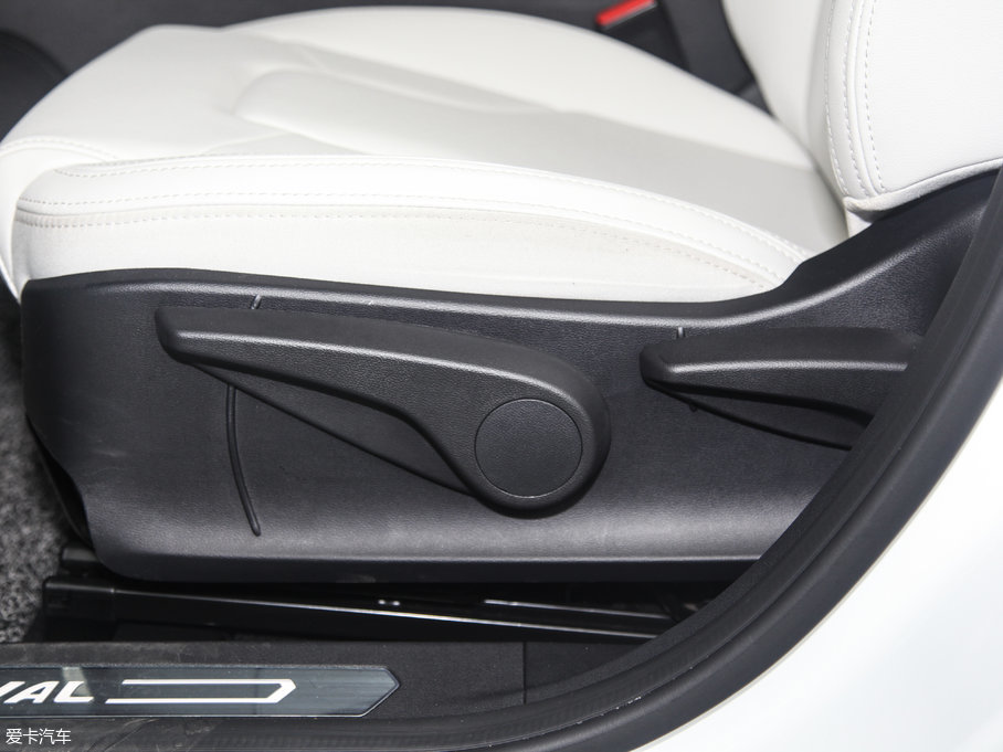 2017H6 ȫ { 2.0T ԄL