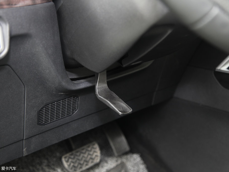 2017H6 ȫ { 2.0T ԄL