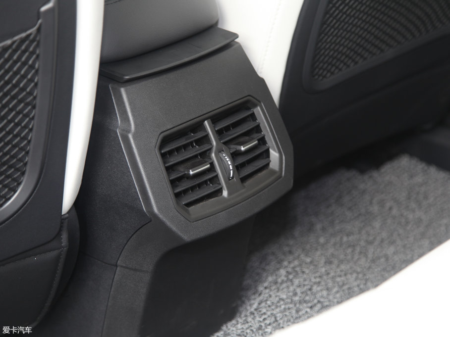 2017H6 ȫ { 2.0T ԄL