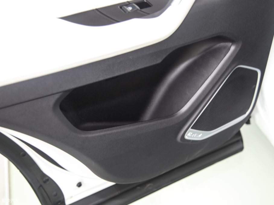 2017H6 ȫ { 2.0T ԄL