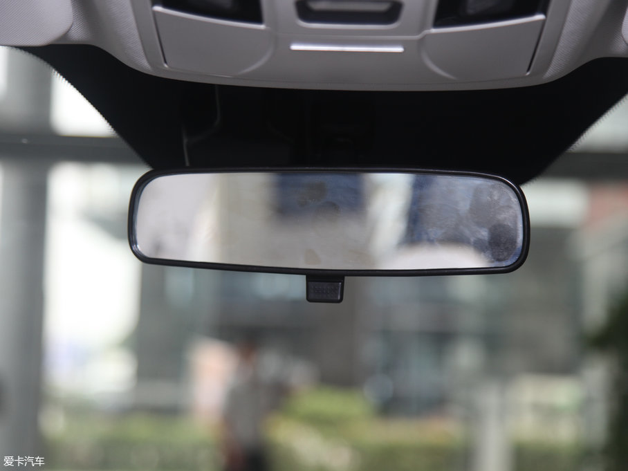 2017H6 ȫ { 2.0T ԄL