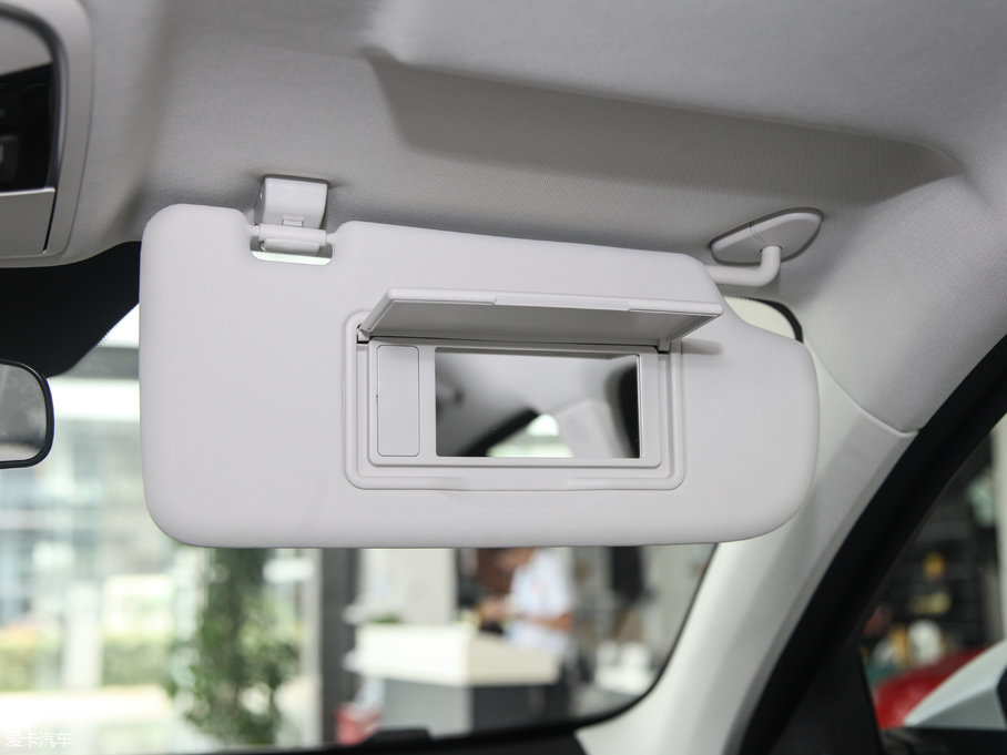 2017H6 ȫ { 2.0T ԄL