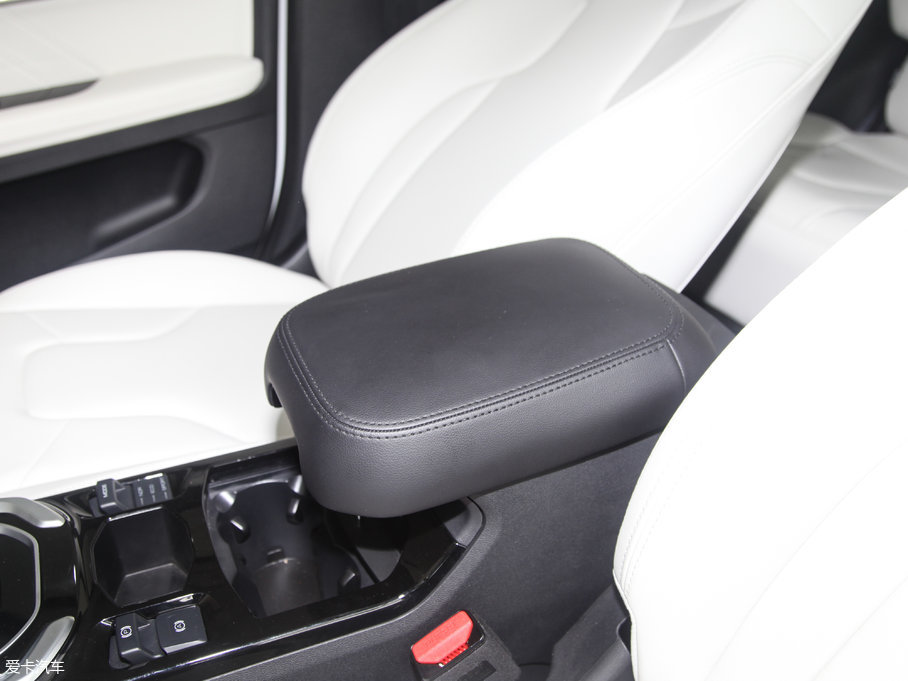 2017H6 ȫ { 2.0T ԄL