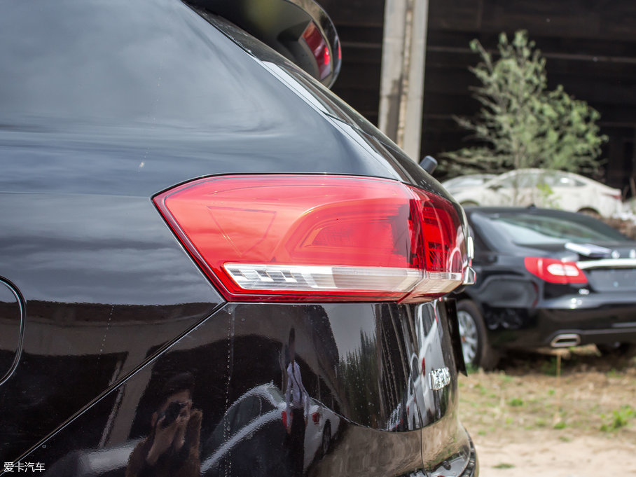 2017H6 ȫ { 2.0T ԄL