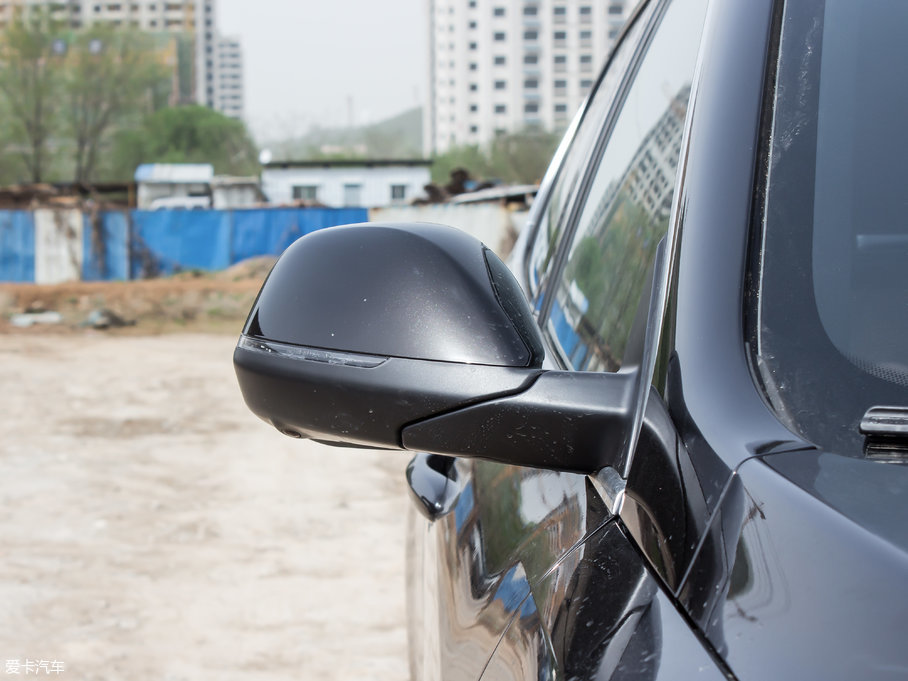 2017H6 ȫ { 2.0T ԄL