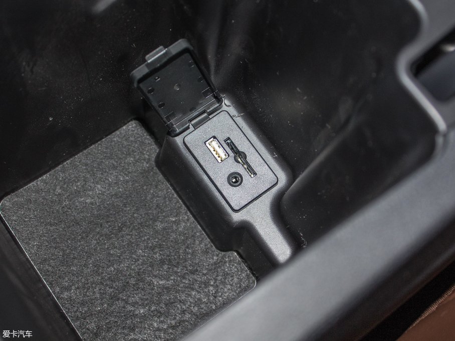 2017H6 ȫ { 2.0T ԄL