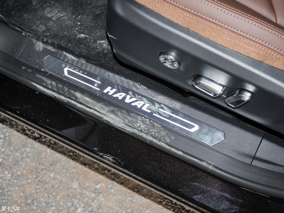 2017H6 ȫ { 2.0T ԄL