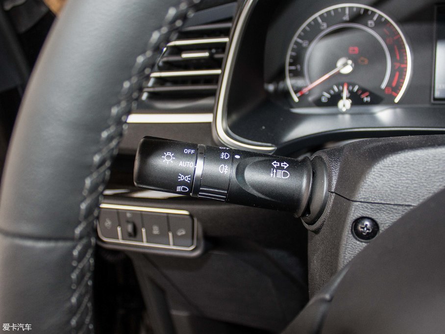 2017H6 ȫ { 2.0T ԄL