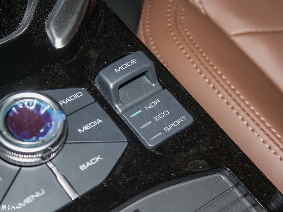 2017H6 ȫ { 2.0T ԄL