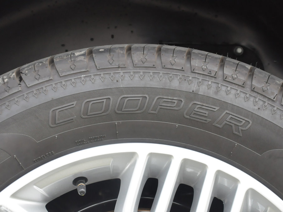 2017H6 ȫ { 2.0T ԄL