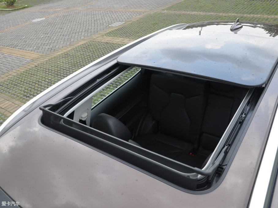 2017H6 ȫ { 2.0T ԄL