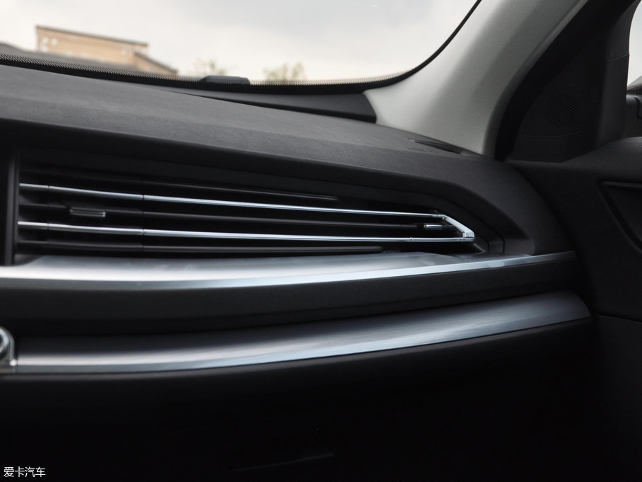 2017H6 ȫ { 2.0T ԄL