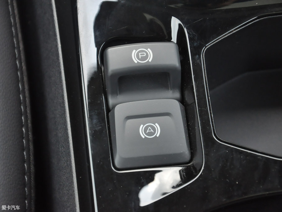 2017H6 ȫ { 2.0T ԄL