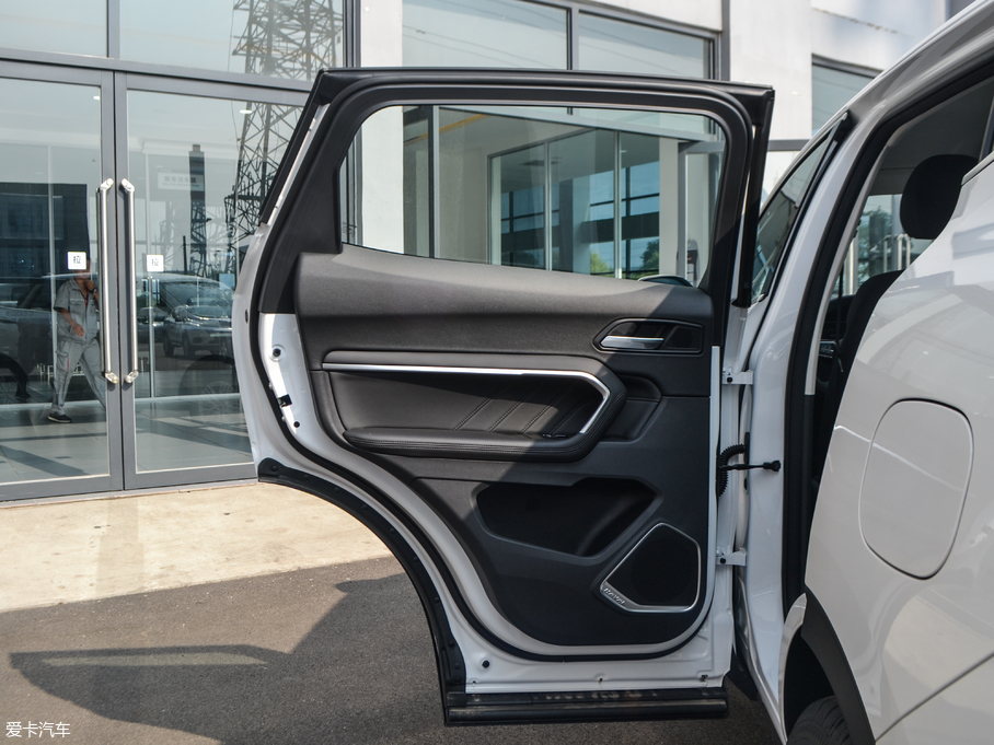 2017H6 ȫ { 1.3T Ԅӕr