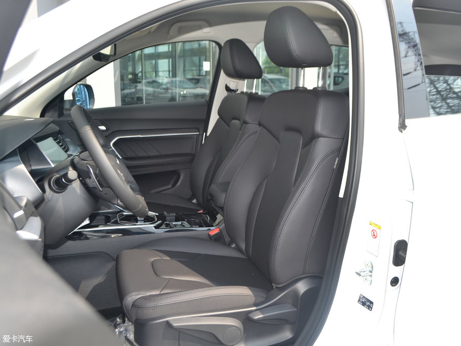 2017�����H6 ȫ�� �t��(bi��o) 1.3T �Ԅ�(d��ng)�L(f��ng)����