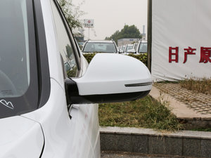 2017款蓝标 运动版 1.5T 手动两驱汽油精英型 后视镜