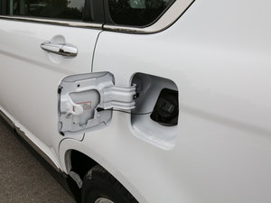 2017款蓝标 运动版 1.5T 手动两驱汽油精英型 油箱盖