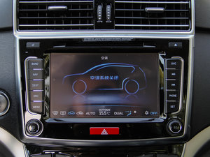 2017款蓝标 运动版 1.5T 手动两驱汽油精英型 中控区