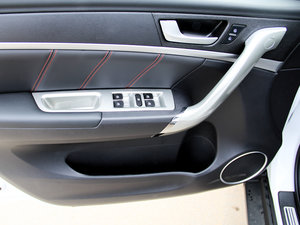 2017{ \Ӱ 1.5T ԄӃͺA g