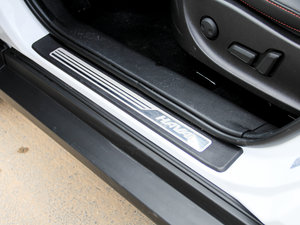 2017{ \Ӱ 1.5T ԄӃͺA g