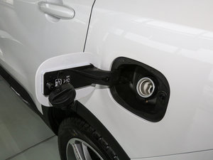 2017款全新 红标 2.0T 自动领尚型 油箱盖