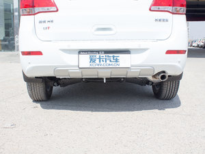 2017款经典版 1.5T 自动两驱精英型 排气管
