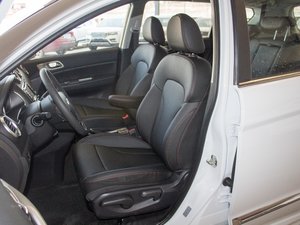 2017款经典版 1.5T 自动两驱精英型 主驾驶座椅