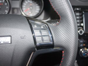 2017 1.5T ԄӃ򌾫Ӣ п؅^