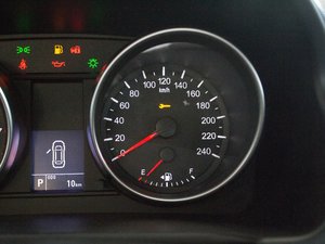 2017 1.5T ԄӃ򌾫Ӣ п؅^