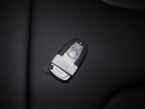 2017款经典版 1.5T 自动两驱精英型 车钥匙