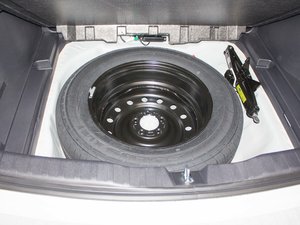 2017款经典版 1.5T 自动两驱精英型 备胎