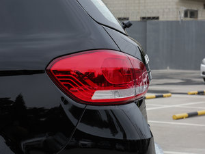 2017{ \Ӱ 1.5T ԄӃͺA ^