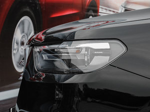 2017{ \Ӱ 1.5T ԄӃͺA ^