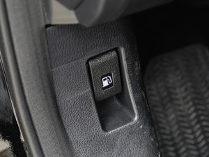 2017{ \Ӱ 1.5T ԄӃͺA g